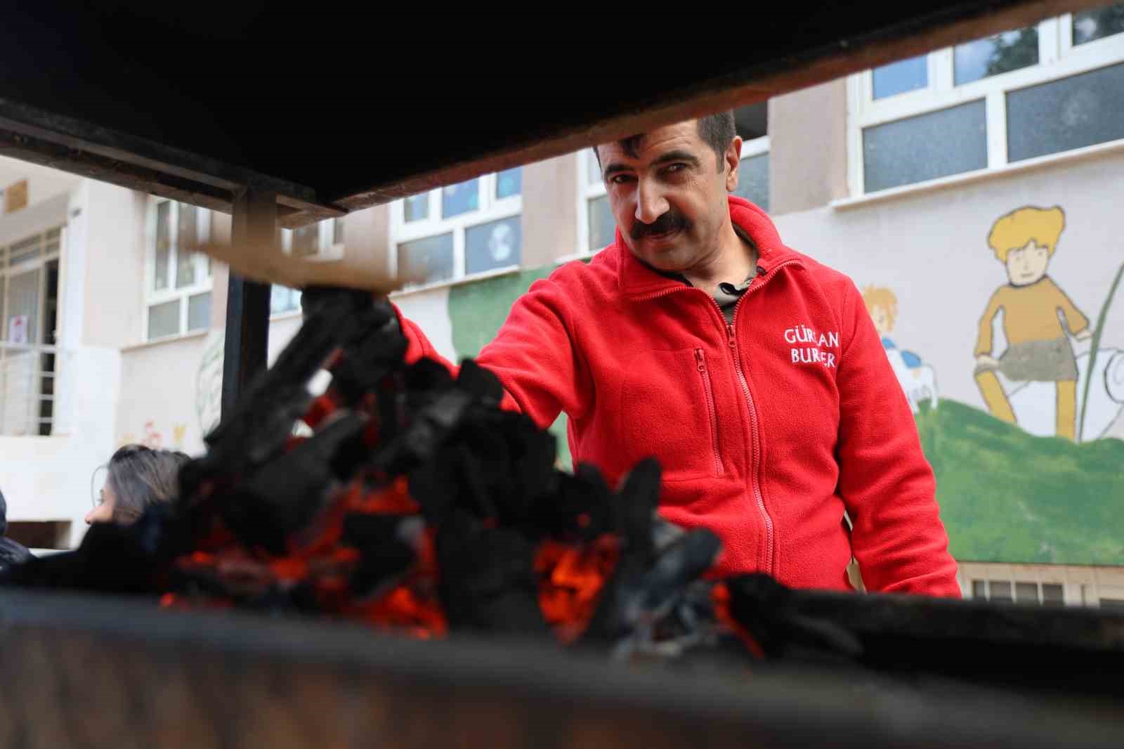 Öğrenciler istedi, hayırsever vatandaş gerçekleştirdi