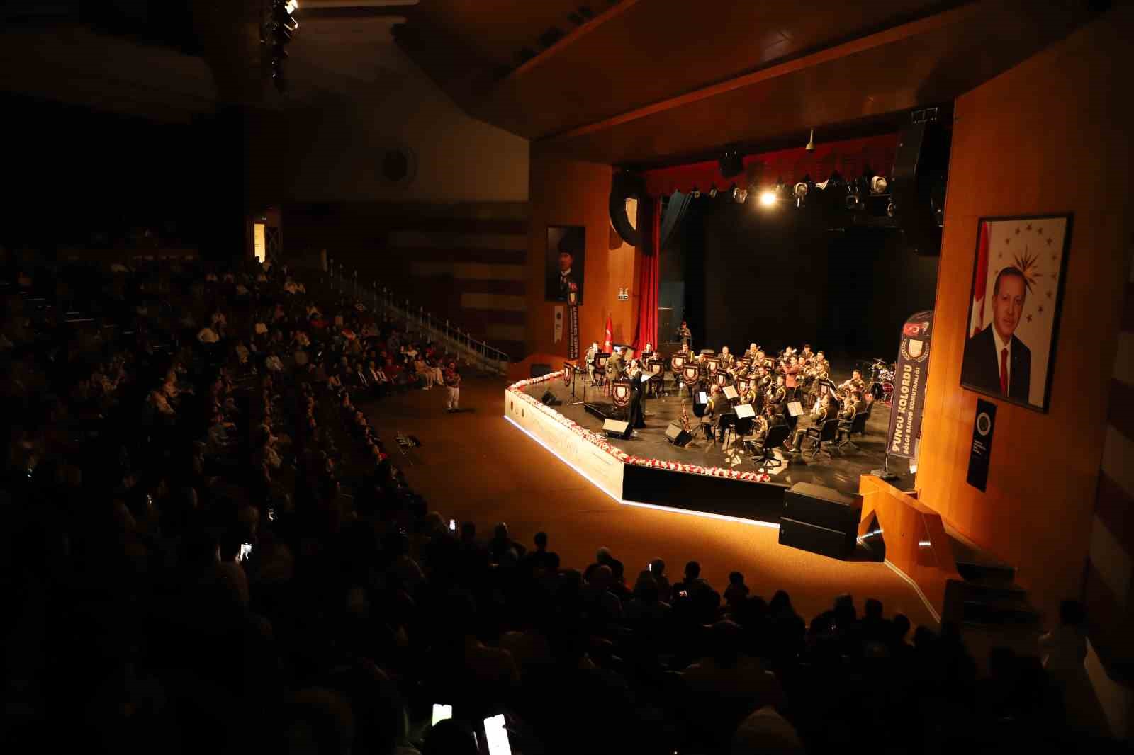 Askeri bandodan 19 Mayıs’a özel konser