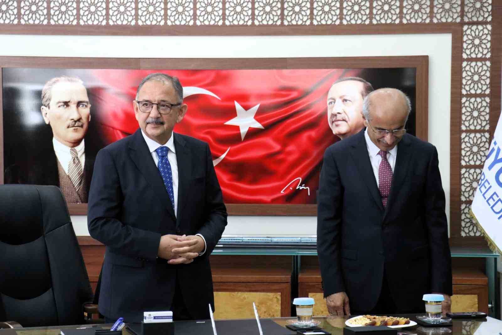 Bakan Özhaseki: 
