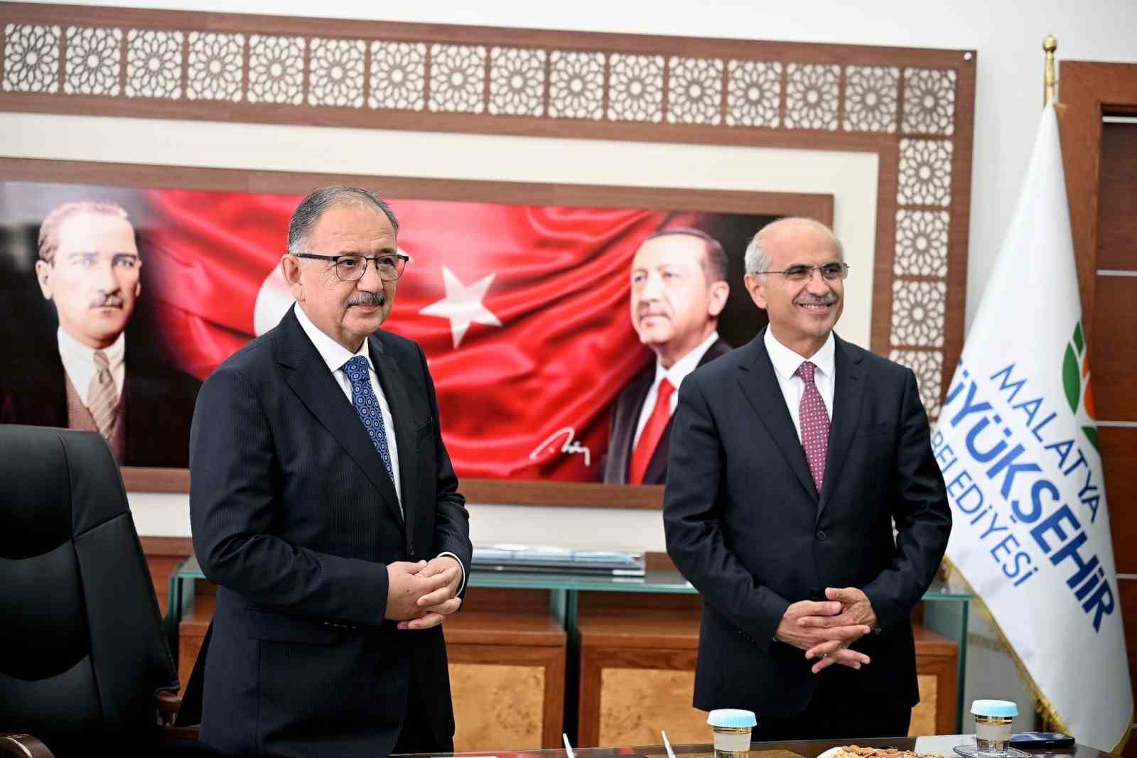 Bakan Özhaseki: 