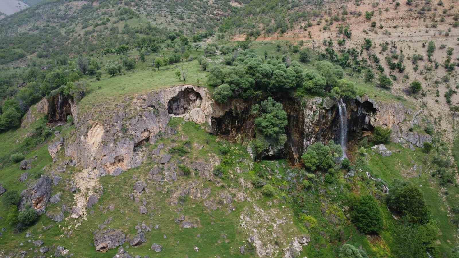 ’Kayıp şehir’ Pargasur şelalesi dron ile görüntülendi