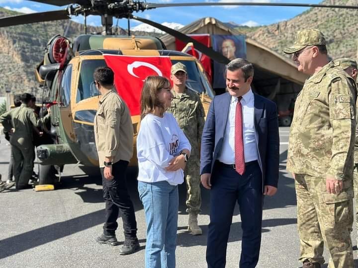 Hakkarili öğrencilere yerli ve milli savunma teknolojisi tanıtıldı