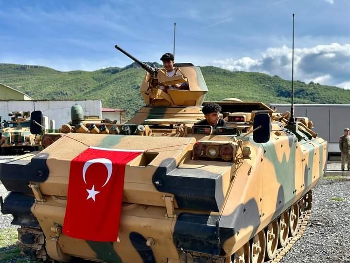 Hakkarili öğrencilere yerli ve milli savunma teknolojisi tanıtıldı