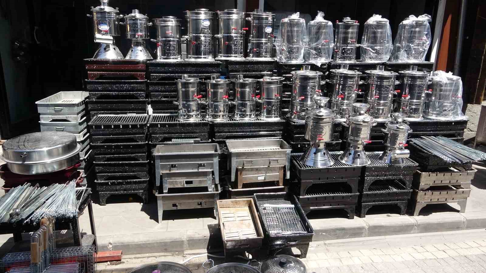 Van’da mangal ve semaver satışları arttı