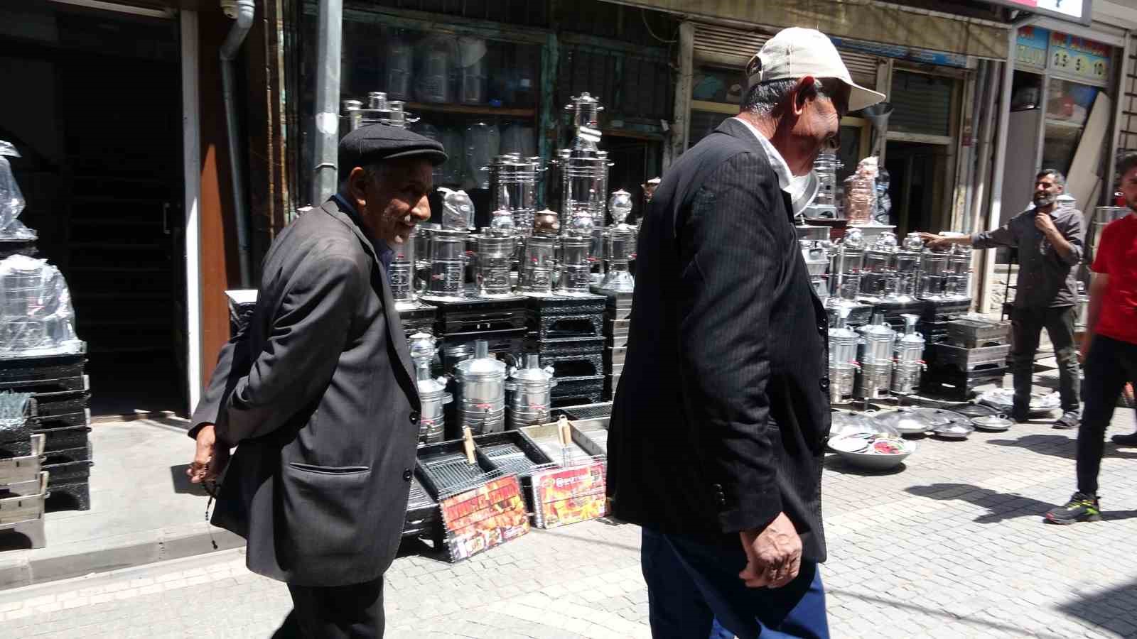 Van’da mangal ve semaver satışları arttı