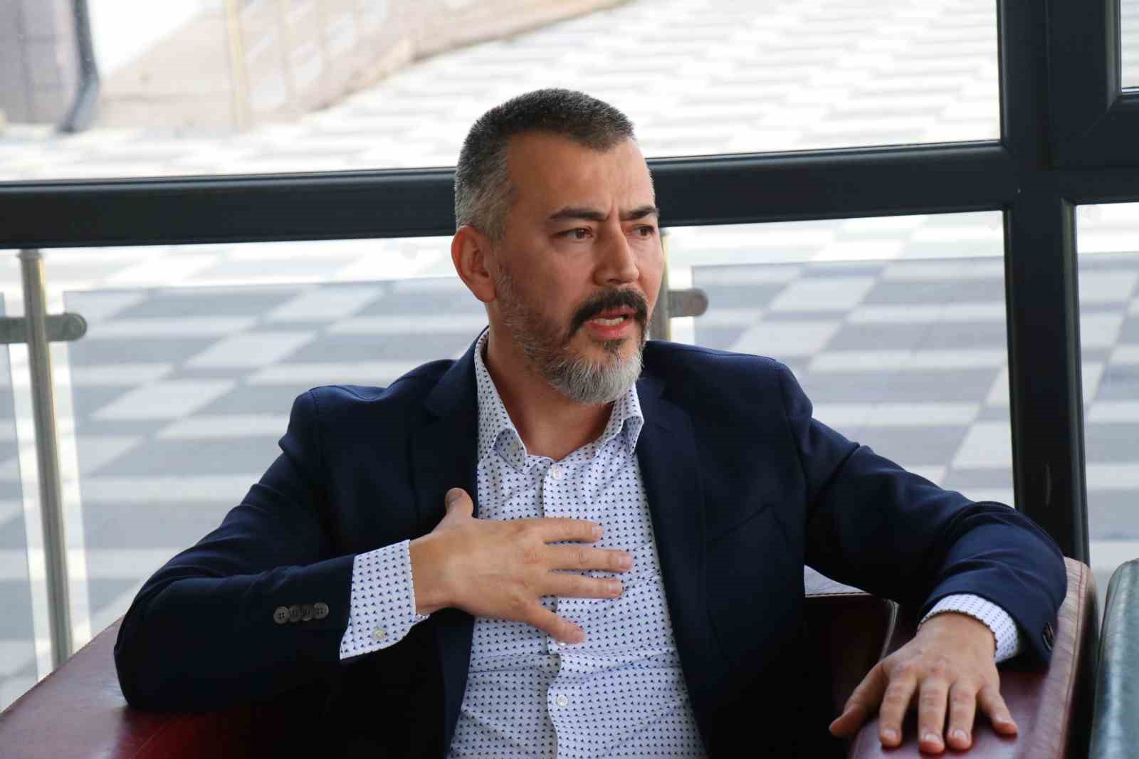 Savaş Abak: “Bu ligde kalmanın bedeli 120-130 milyon TL”