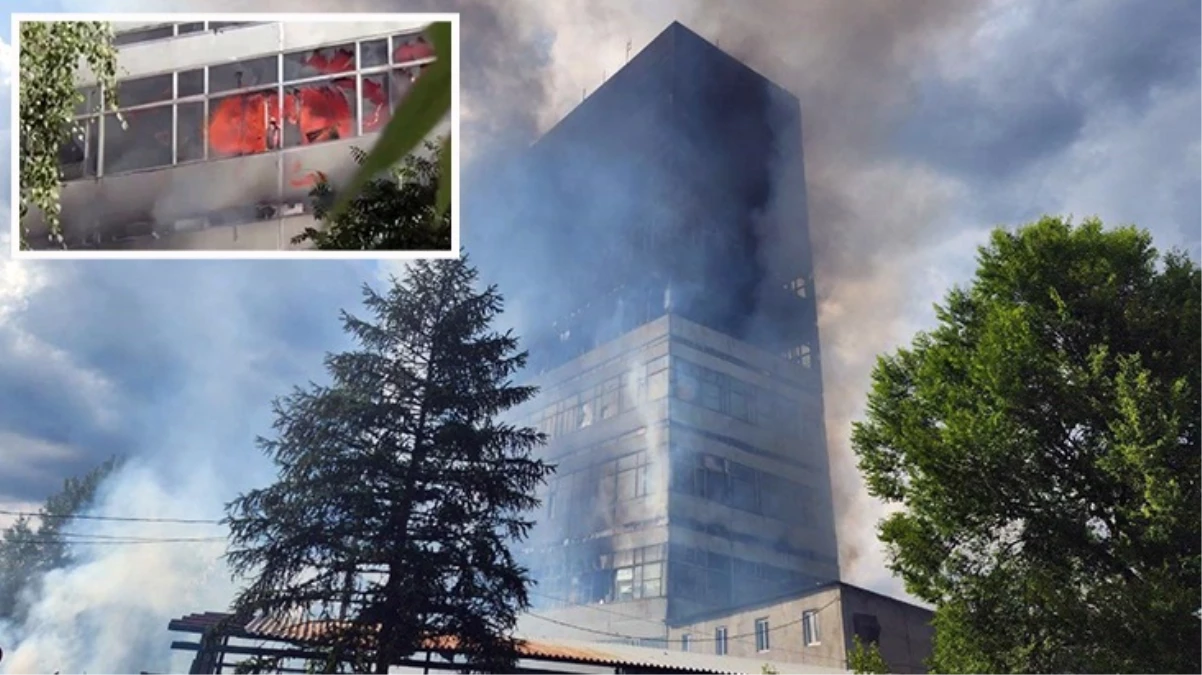 Moskova'daki Savunma Araştırmaları Enstitüsü'nde yangın