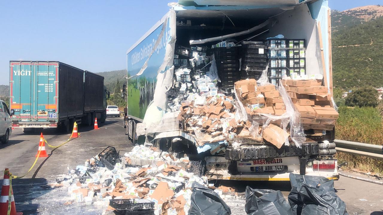 Bursa’da feci kaza: İki tır ve otobüsün karıştığı kazada 2 kişi öldü!
