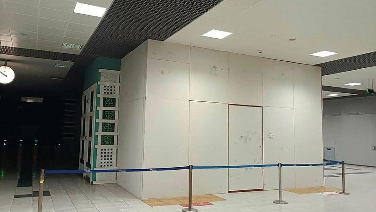 İBB’den tepki çeken yöntem: Arızalı merdiveni duvarla ördüler