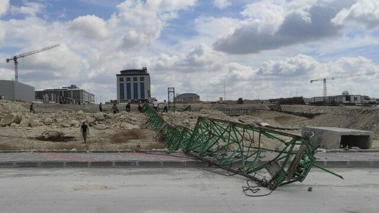 İstanbul’da feci kaza: Devrin vincin operatörü hayatını kaybetti!