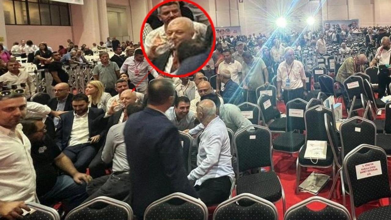 Tuncay Özkan, CHP İzmir İl Kongresi’nde çıkan kavgayı gülerek izledi