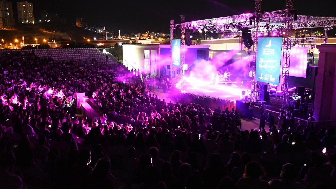 25 yaşındaki “Altın Güvercin” müziğin en iyilerini buluşturacak