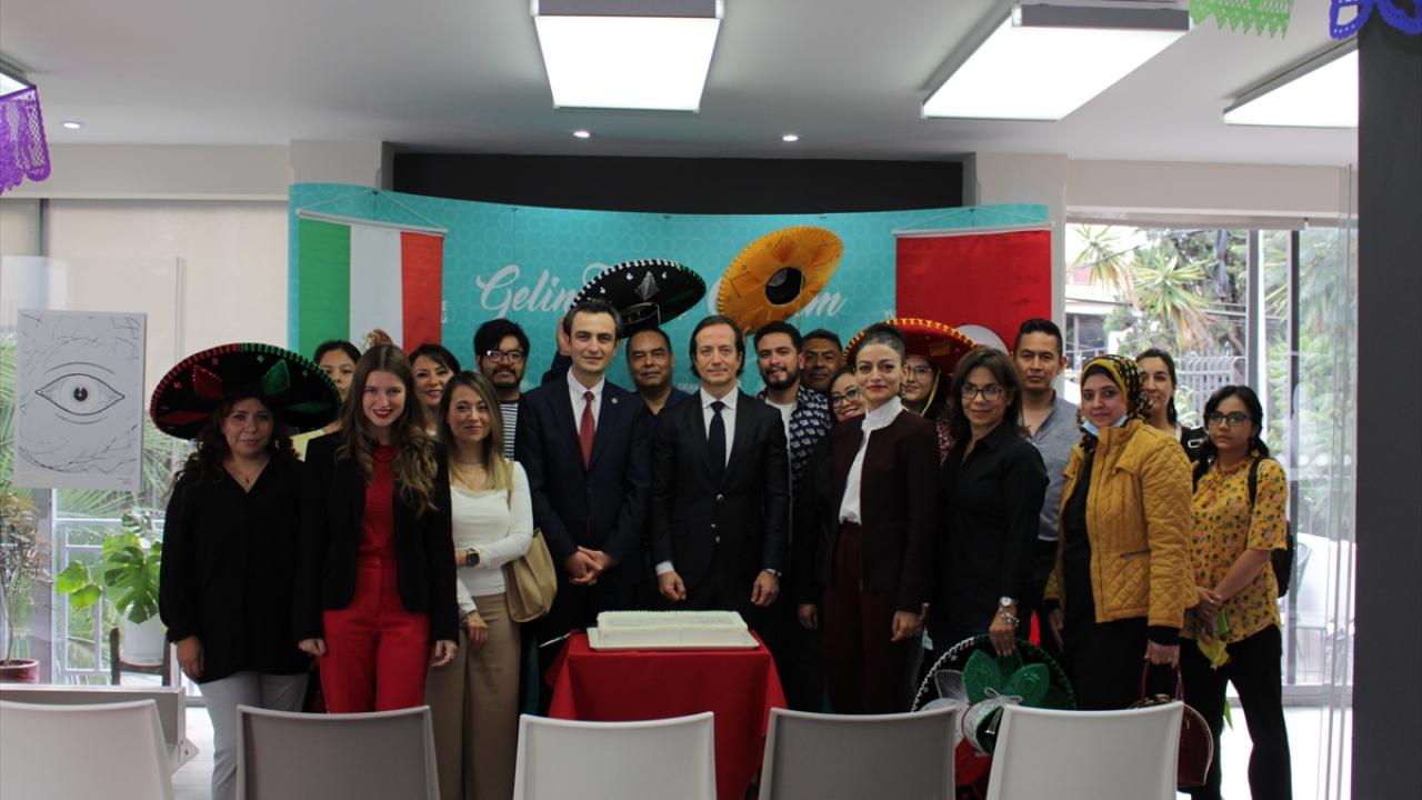 Yunus Emre Enstitüsü Meksika’da yüz yüze Türkçe derslerine başladı