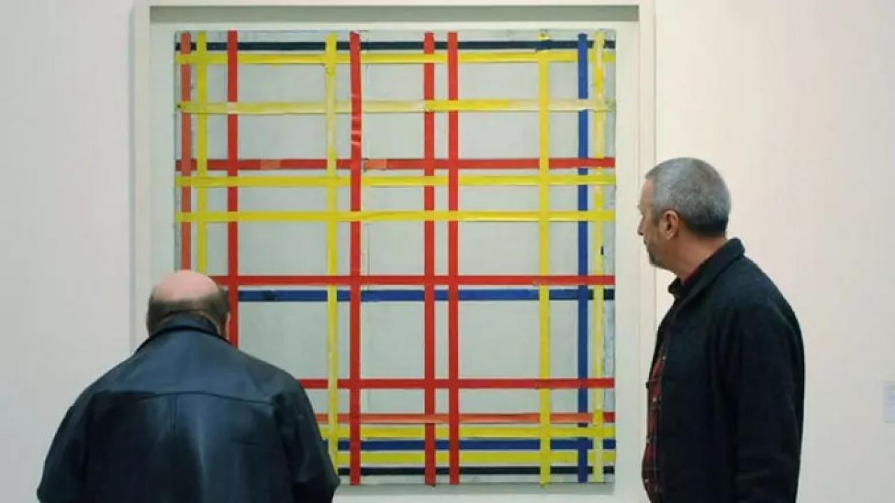 Ünlü tablo 75 yıldır baş aşağı olarak sergileniyormuş!