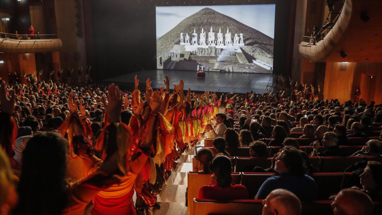 Anadolu Ateşi 24. Yaşını AKM’de Kutladı