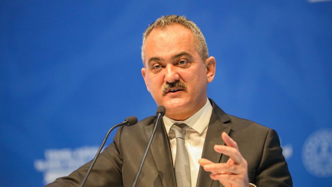 Bakan Özer duyurdu: 400 binden 2,5 milyona çıkarılacak