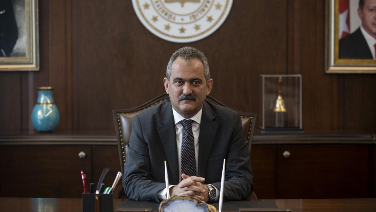 Bakan Özer duyurdu: Yarıyılda ilk kez ücretsiz kurslar düzenlenecek