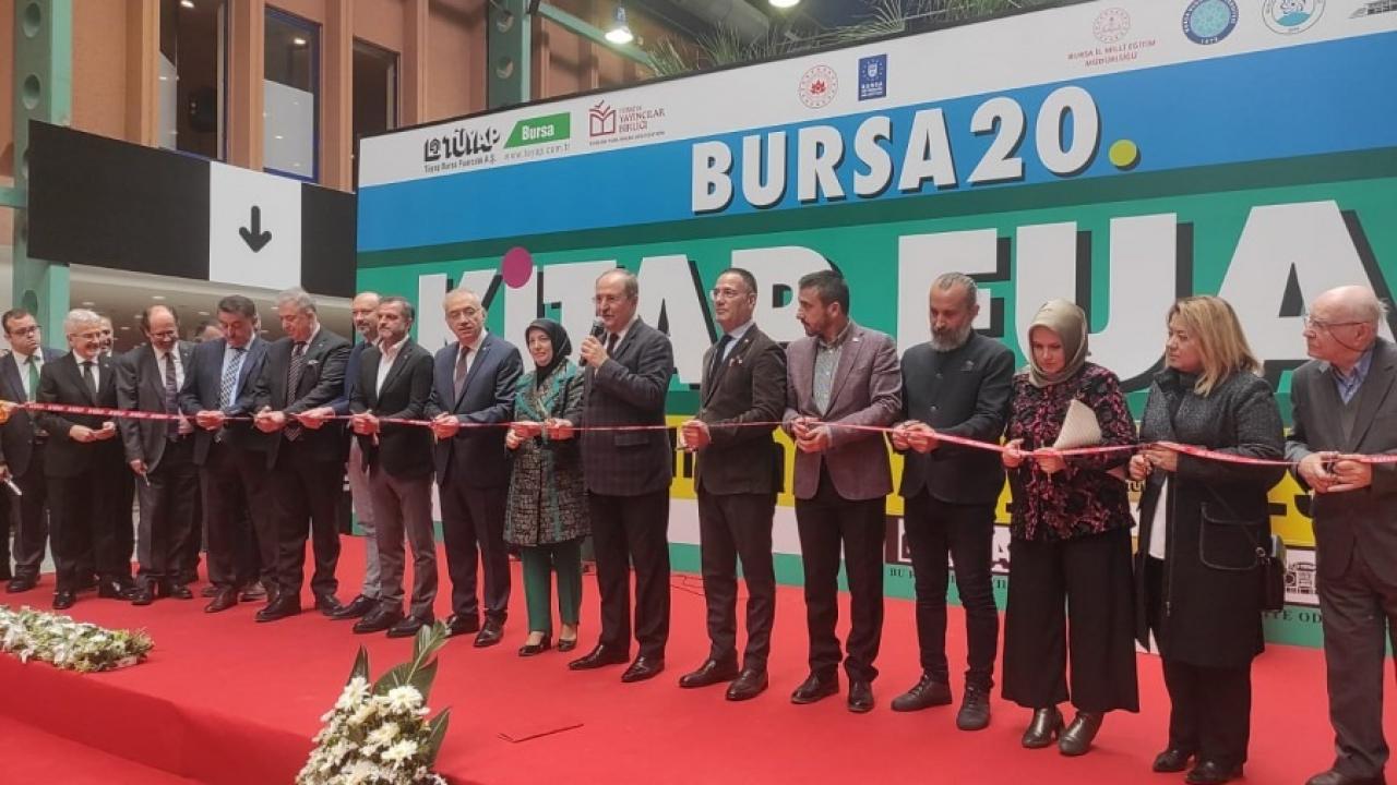 Bursa Kitap Fuarı kapılarını açtı