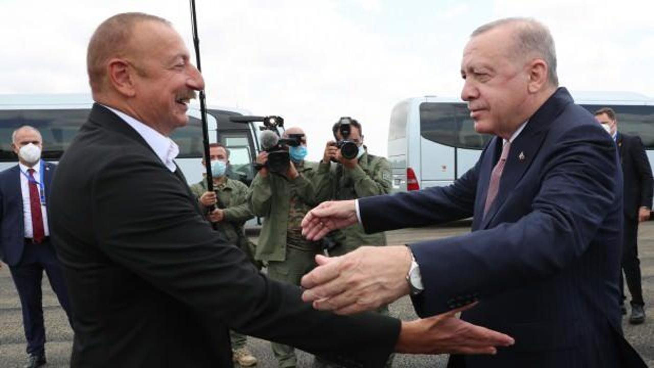 Cumhurbaşkanı Erdoğan ve Aliyev’in ortak faaliyetleri kitaplaştırıldı