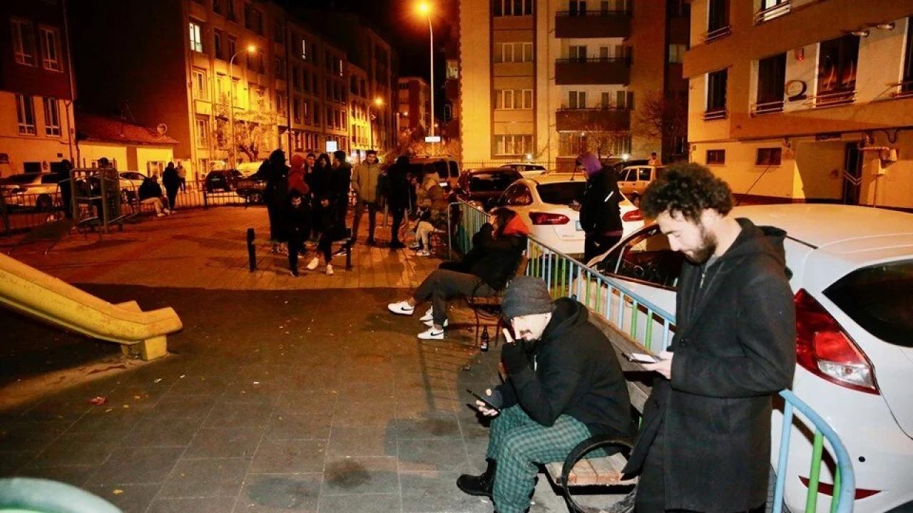 Deprem sonrası eğitime ara veren iller belli oldu