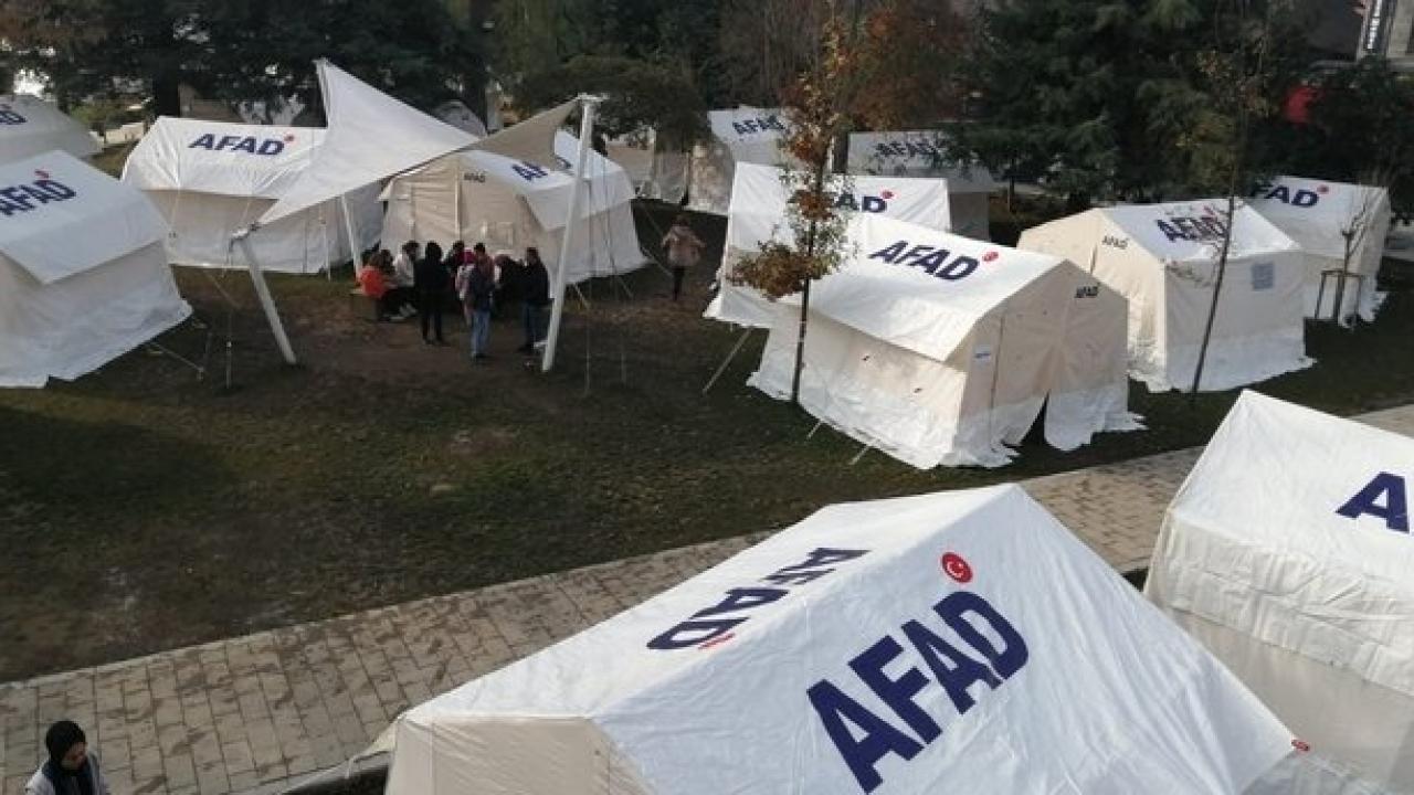Depremin ardından Düzce’de okullar yarın açılıyor