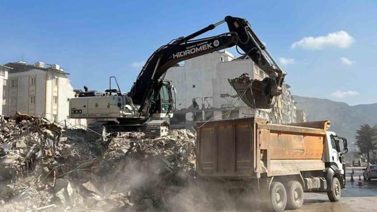 Eğitim-Bir-Sen’den deprem bölgesiyle ilgili ‘Şark hizmeti’ talebi