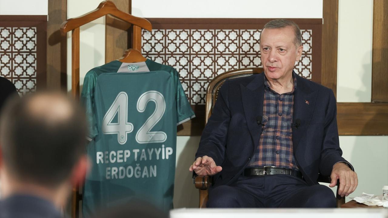 Gençlerle buluşan Başkan Erdoğan müjdeyi verdi