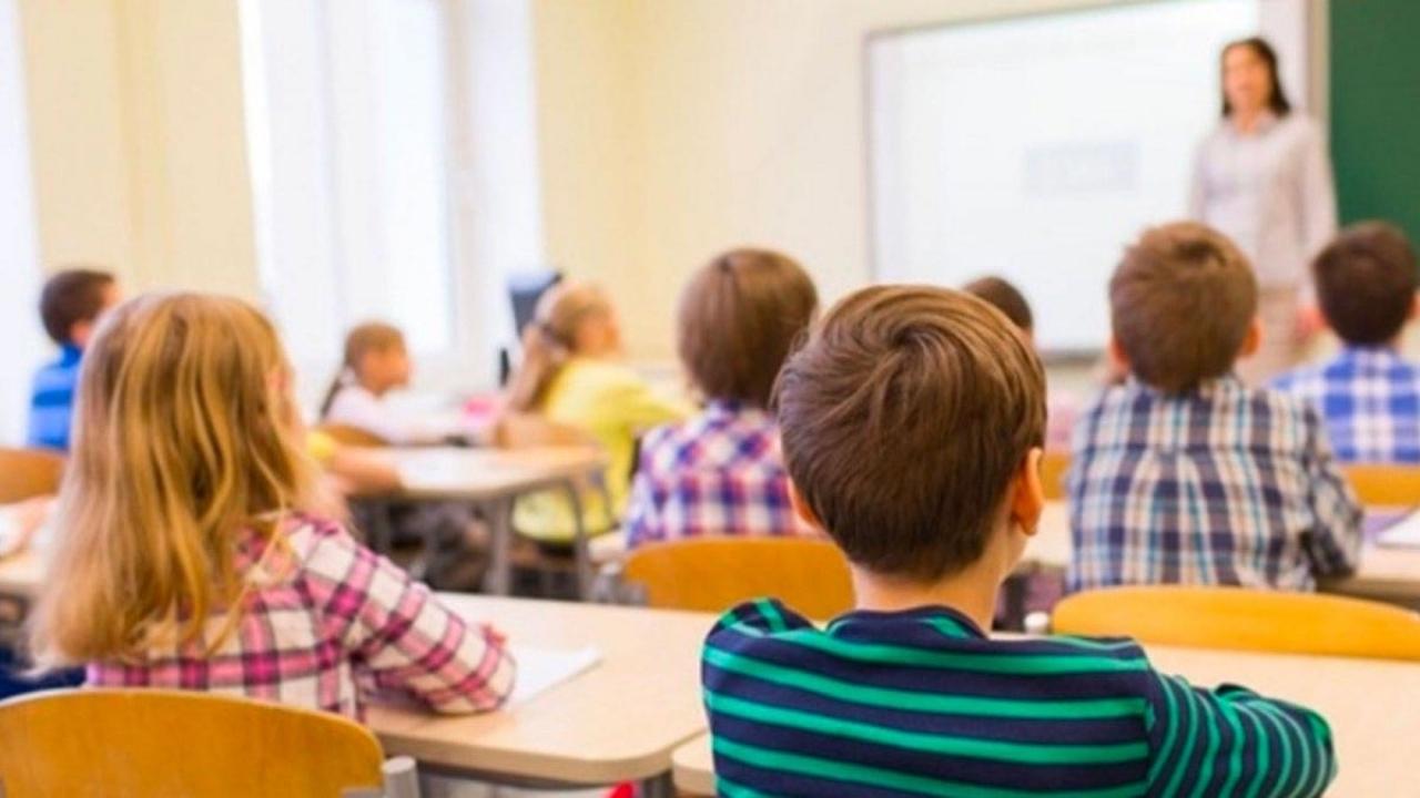 Öğretmen çocuklarına kontenjan sınırı olmadan nakil imkanı