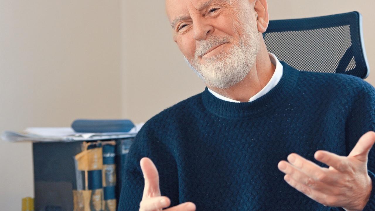 Mustafa Kutlu: Okuduklarımı biriktirmeden bağışladım