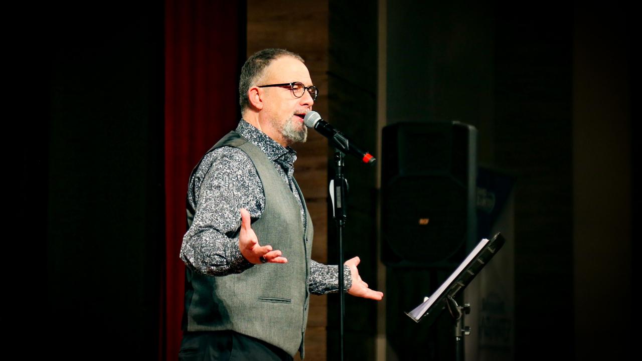 Sezai Karakoç şiirleriyle anıldı