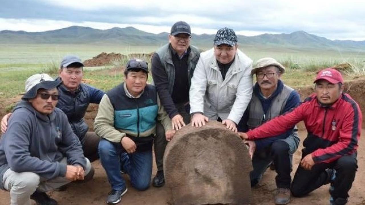 Tarihi değiştirecek keşif! ‘Türk’ adının geçtiği en eski anıt Moğolistan’da bulundu