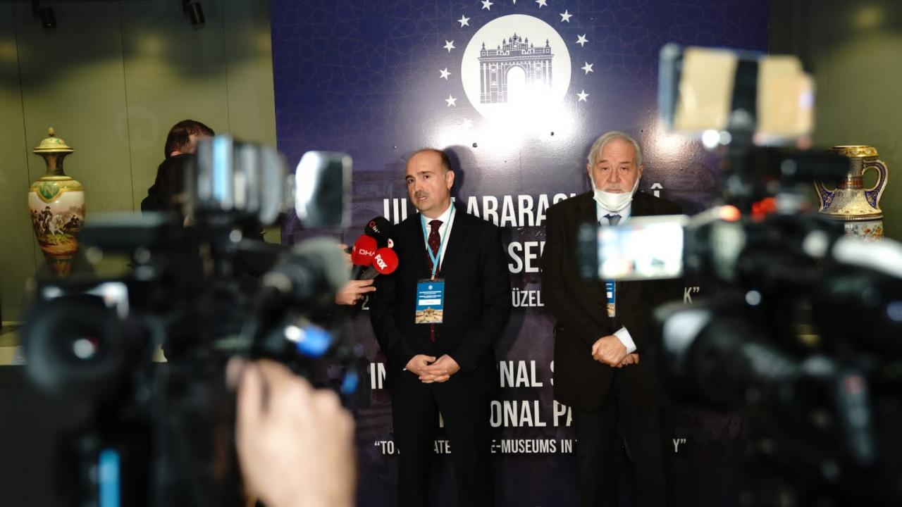 Topkapı Sarayı’nda Uluslararası ‘Saray Müzeler’ Sempozyumu başladı