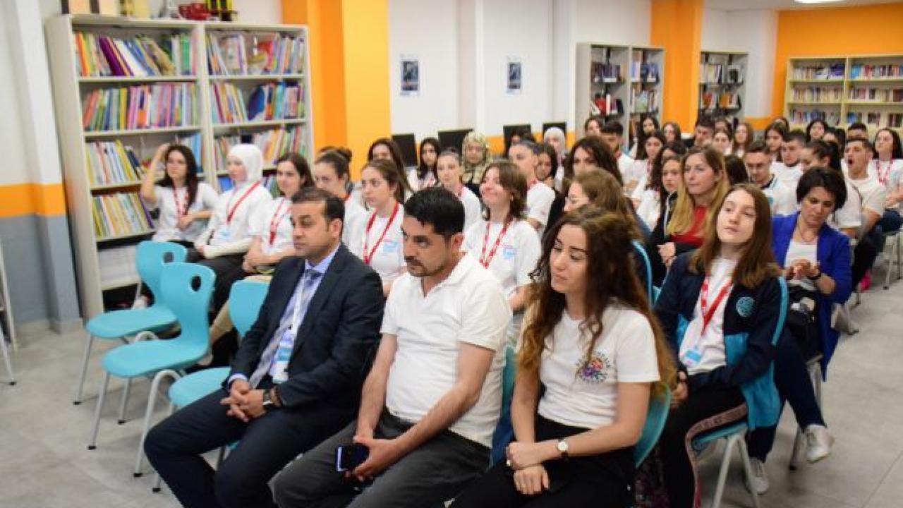 TRT ve TMV’den Arnavutluk’ta gençlere gazetecilik eğitimi