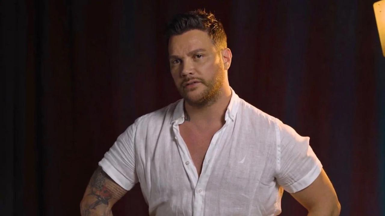 Ünlü sanatçı Sinan Akçıl’dan Melek Mosso ve Merve Dizdar’a tepki!