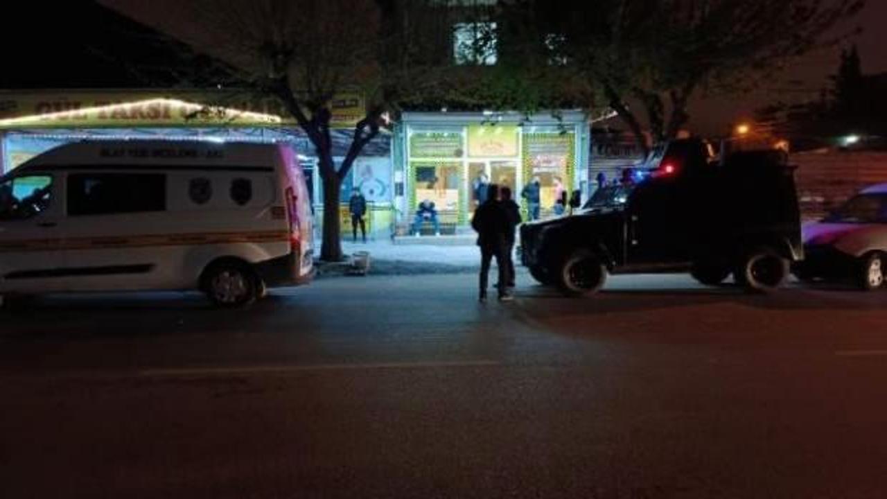 Adana’da husumetli iki grup arasında silahlı kavga: 1 ölü, 7 yaralı