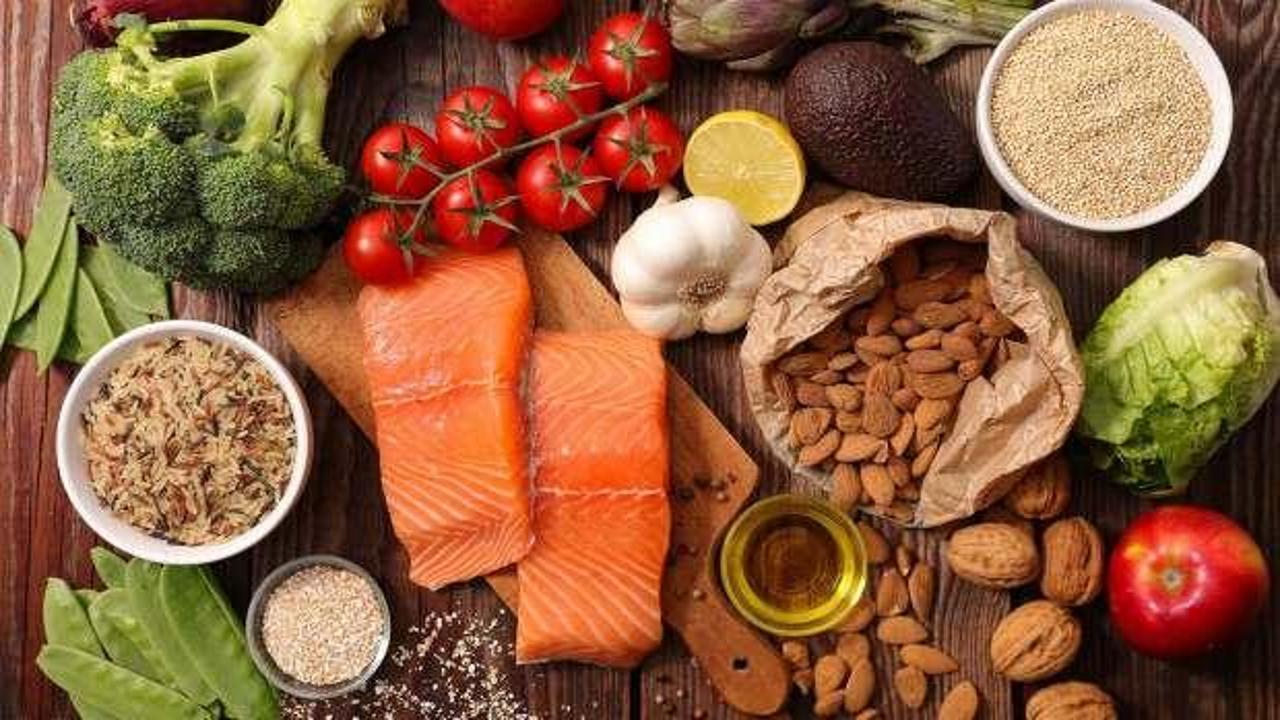 Karaciğere iyi gelen yiyecekler: Zeytin, fındık, ceviz, enginar, roka…