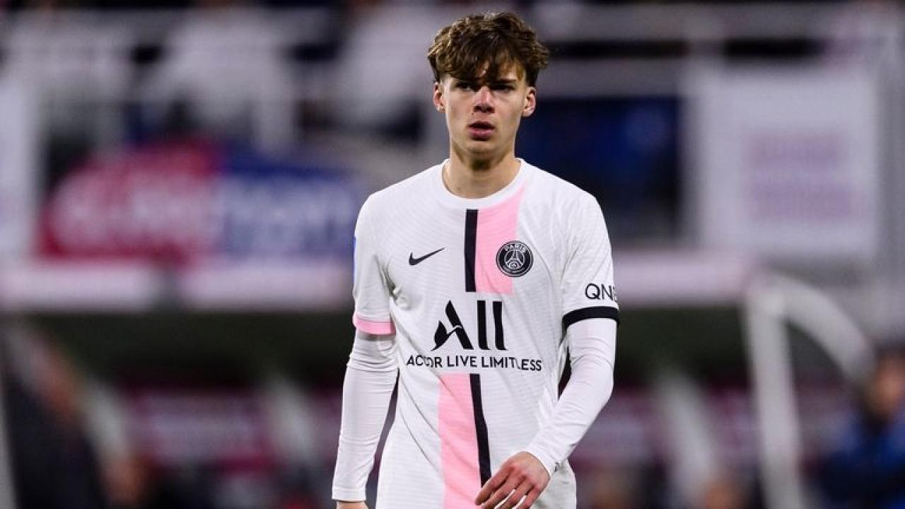 Kluivert özel olarak istedi! PSG’den Adana Demirspor’a geliyor