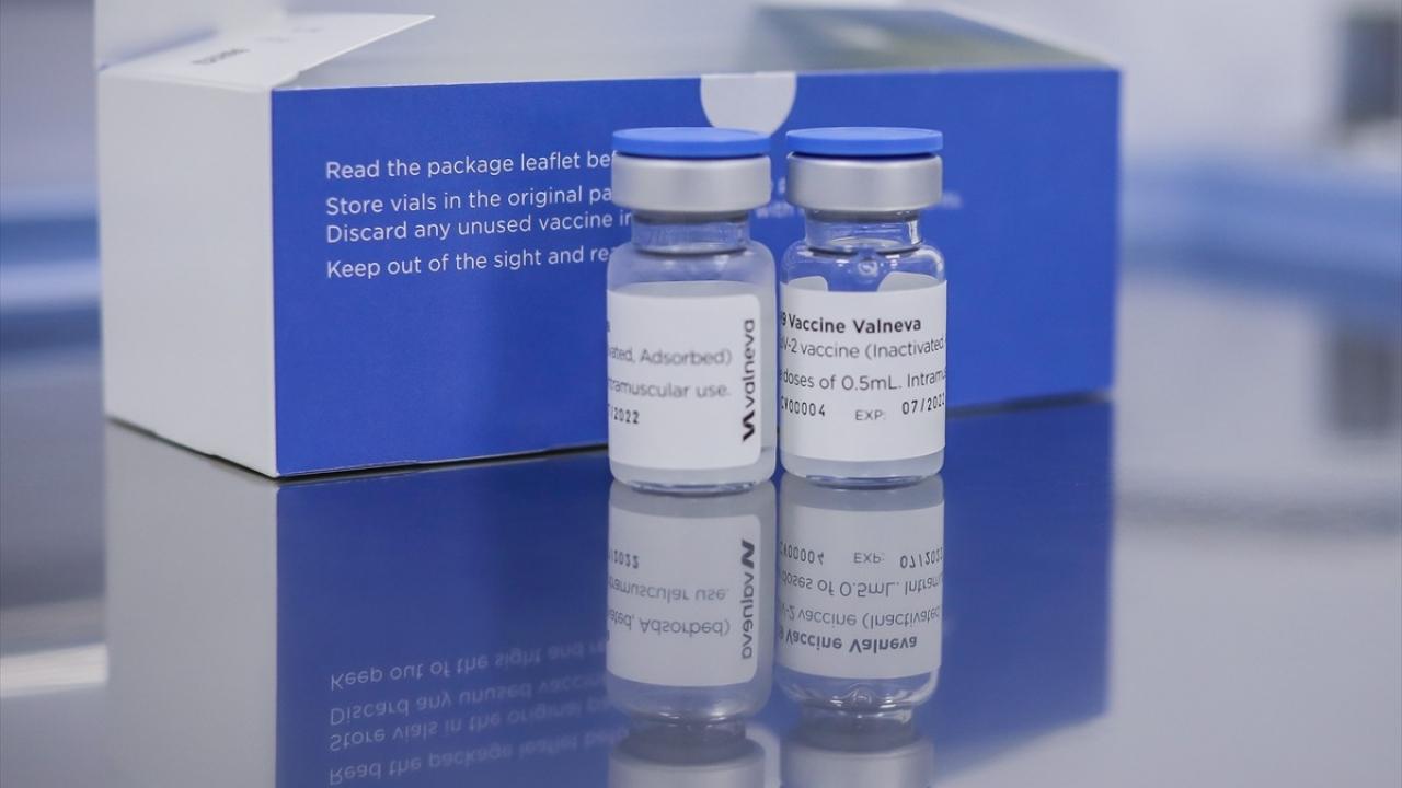 Kovid-19 için yeni bir aşı daha Avrupa’dan onay aldı