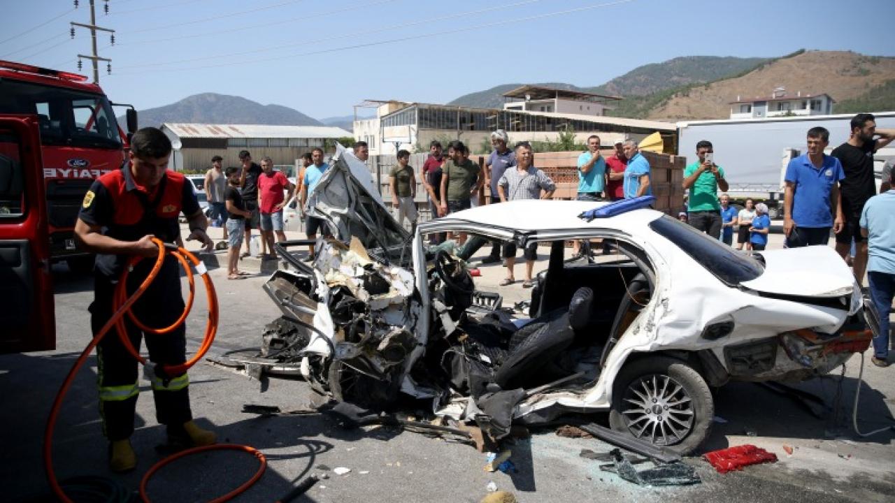 Muğla’da zincirleme kaza! Ölü ve yaralılar var