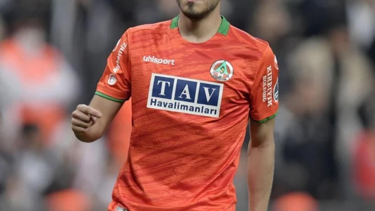 Trabzonspor’dan orta saha takviyesi! Süper Lig ekibiyle anlaşma sağlandı