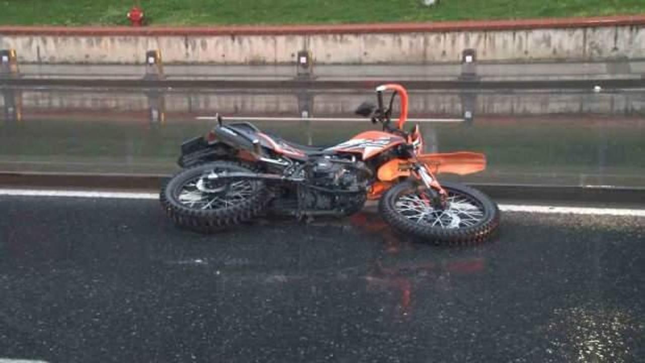 Üsküdar’da İETT otobüsüne çarpan motosikletli hayatını kaybetti