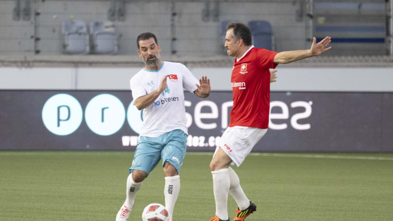 2008 kadrosu sahaya çıktı! İsviçre’de dostluk kazandı