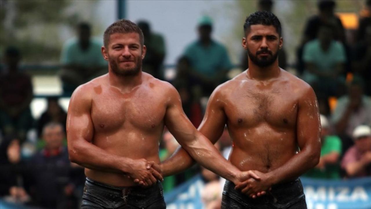 30.Geleneksel Yayla Seki Yağlı Güreşleri’nin kazananı İsmail Balaban