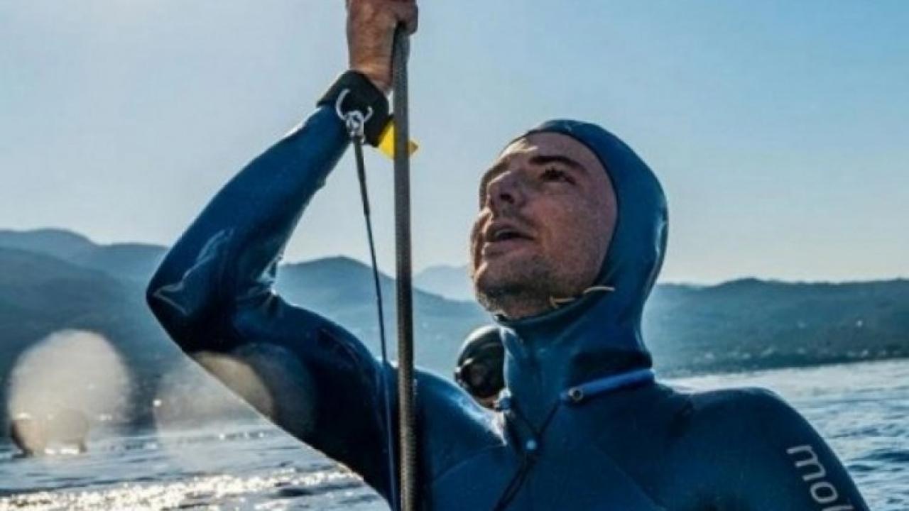 Arnaud Jerald’dan serbest dalışta dünya rekoru