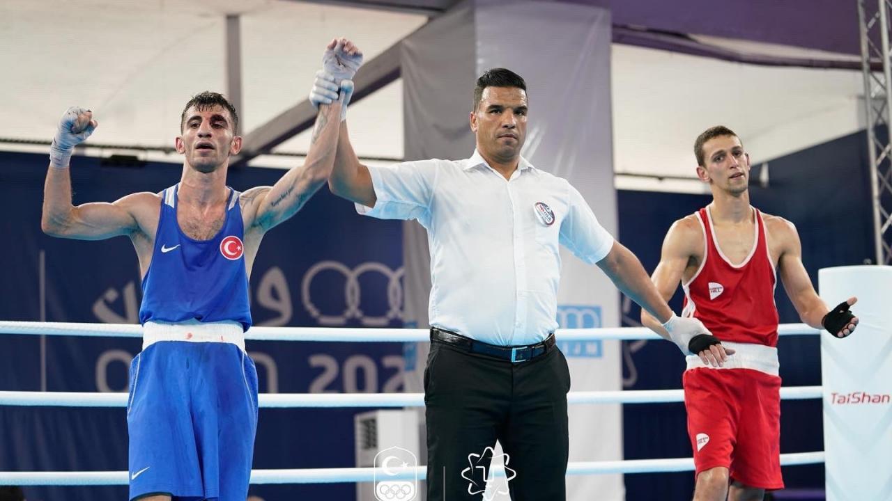 Boksta son altın madalya Batuhan Çiftçi’den