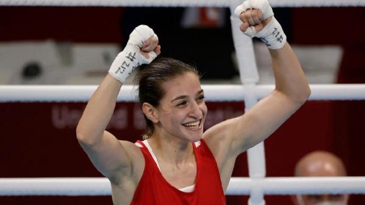 Buse Naz Çakıroğlu’ndan altın madalya!