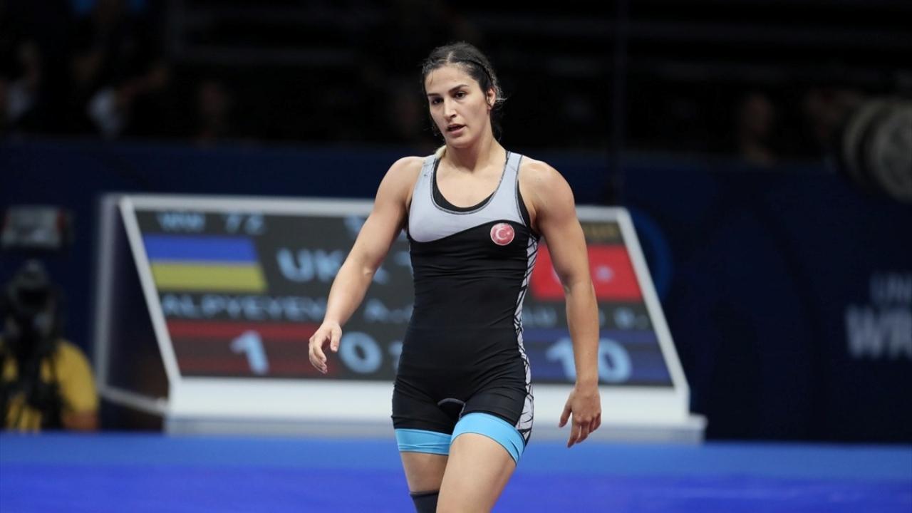 Buse Tosun Çavuşoğlu, bronz madalya maçına çıkacak