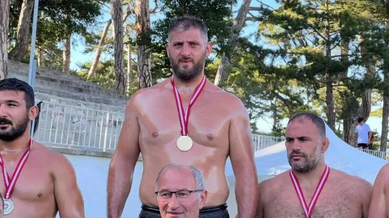 Domaniç Yağlı Pehlivan Güreşleri’nde başpehlivanı Nedim Gürel oldu