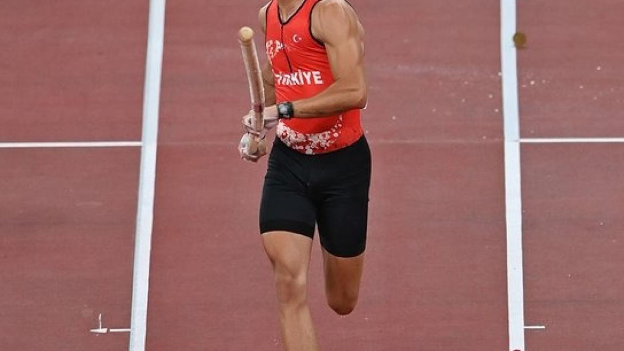 Ersu Şaşma altın madalya kazandı!