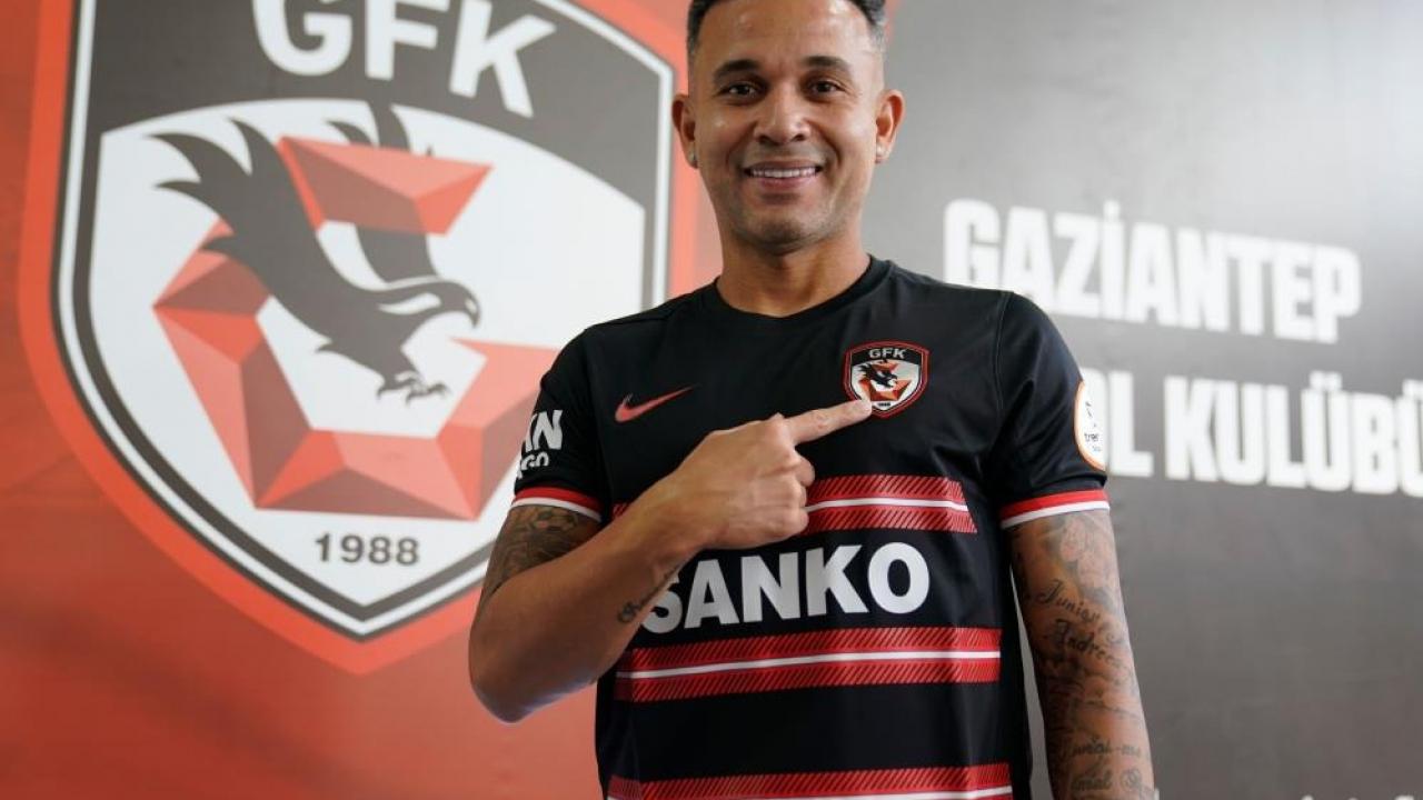Gaziantep FK’den iki transfer birden!